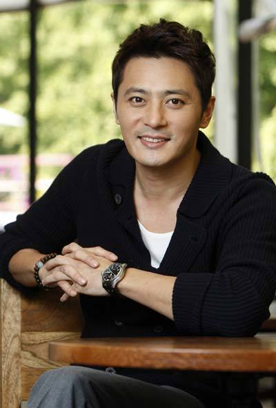 이제는 '품절남' 대열에 합류한 장동건은 외모만큼이나 빛나는 매너로 광고계가 사랑하는 대표적 스타로 꼽힌다. 스포츠동아 양회성 기자.