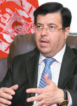 무함마드 카림 라히미 주한 아프가니스탄 대사는 6·25전쟁의 폐허를 딛고 일어선 한국을 본받고 싶다며 한국 기업의 투자를 희망 한다고 말했다. 이훈구 기자