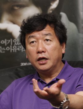 30일 서울 중구 주자동 시네마서비스에서 강우석 감독 인터뷰
