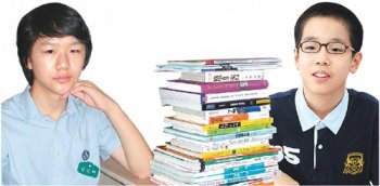 ‘수학의 달인’으로 불리는 서울 경복초등학교 6학년 김진혁 군(사진왼쪽)과 전남 목포동초등학교 6학년 강영훈 군은 “사고력 수학 학습이 영재교육원 합격과 학교 시험 만점 비결”이라고 말했다.