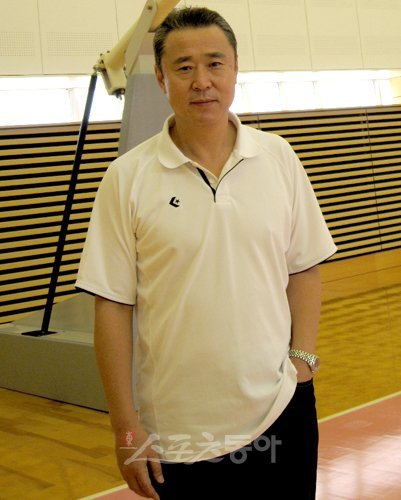 도요타의 정해일 감독이 일본여자농구에 한류 붐을 일으키고 있다. 일본여자농구에서 10년 넘게 지도자로 활약하며 지난 시즌 약체 도요타를 일약 창단 첫 준우승으로 이끌었다.