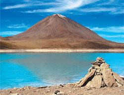 세계 최대 리튬 매장지인 볼리비아 우유니 소금광산. 한국광물자원공사는 지난달 28일 볼리비아 국영 광업사와 협약을 맺고 리튬 공동 개발에 착수했다.사진 제공 크리에이티브 커먼즈 라이선스(CCL)