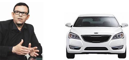 피터 슈라이어 기아자동차 최고디자인책임자(CDO)가 13일 오후 서울대 경영대에서 기아차의 디자인 혁명 비결에 대해 강의했다. 그는 ‘호랑이코’를 닮은 그릴을 2007년 콘셉트카 ‘Kee’를 통해 처음 선보였고, 이어 로체와 포르테, 쏘울, K5, K7(오른쪽 사진) 등에도 차례로 적용시켜 기아차만의 ‘패밀리룩’을 완성했다. 사진 제공 기아자동차