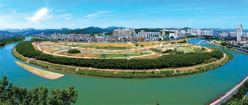 대한국토·도시계획학회가 주관한 ‘대한민국 국토·도시 디자인 공모전’에서 대상으로 선정된 울산 태화강대공원. 사진 제공 울산시
