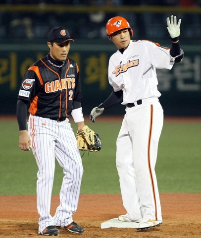 (오른쪽) 최진행. 스포츠동아DB.