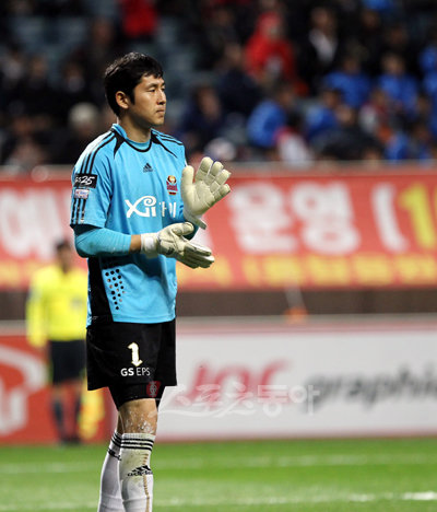 FC서울 골키퍼 김용대에게 올 시즌은 K리그 우승과 결혼까지 이룬 의미 있는 시간이었다.