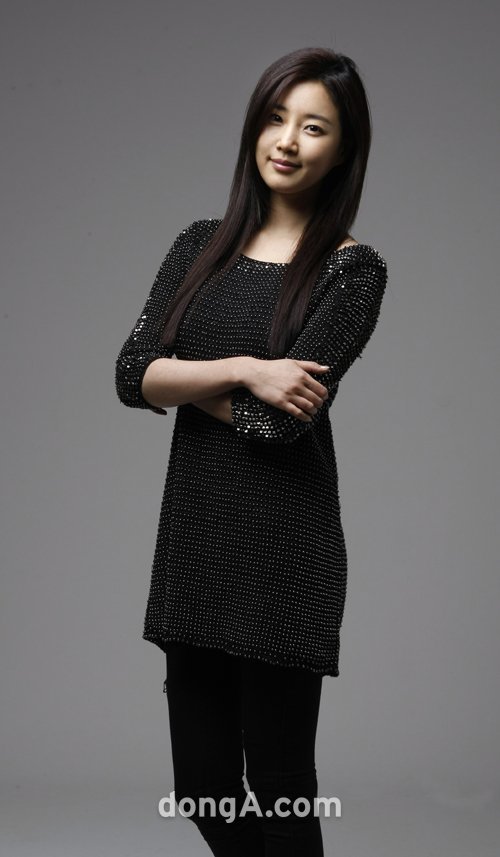 ‘시크릿 가든’으로 큰 사랑을 받은 배우 김사랑. 김종원기자 won@donga.com