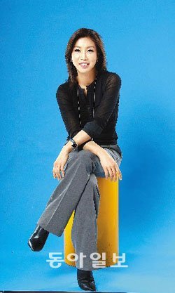 이소정에게 ‘예능인’ 수식어를 추가할 생각은 없냐고 묻자 “SBS ‘강심장’에 나갔었는데 녹화만 9시간 하더라. 체력적으로 불가능할 것 같다”며 손사래를 쳤다. 김동주기자 zoo@donga.com