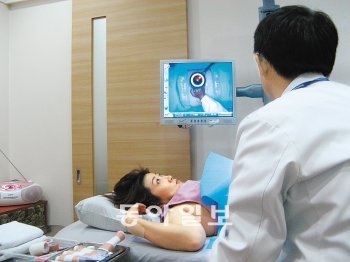 최근 일본인 의료관광객이 부산의 한 병원을 찾아 복부비만 수술을 받고 있다. 동아일보 DB