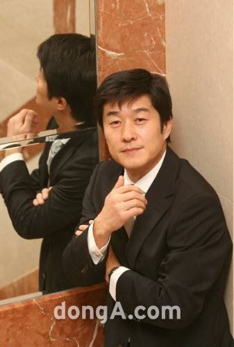 탤런트 김상중.  동아일보 자료사진