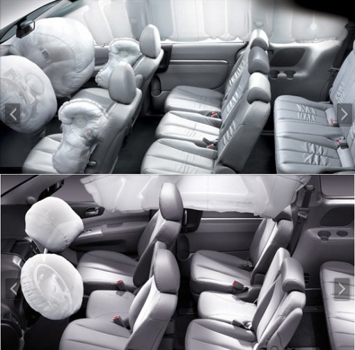 3열 에어백이 설치된 카니발 모습(위)에서 거짓으로 들통나자 슬쩍 교체한 사진(아래) [기아차 홈페이지]