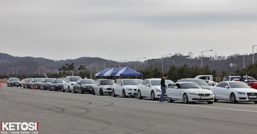 행사에 참가한 차량들. 사진제공=케토시닷컴
