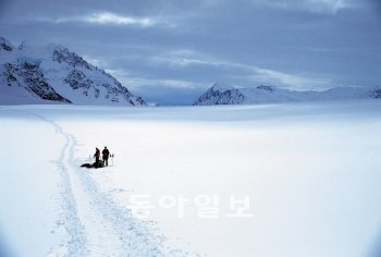 ‘시원의 땅이 있는 곳으로’