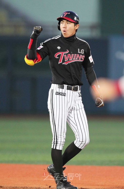 이대형(사진)으로 시작하는 LG 타선은 어느 팀과 견줘도 손색이 없다. 문제는 마운드. LG는 용병투수 리즈와 지난 시즌 SK에서 이적한 박현준 등에게 기대를 걸고 있다. 스포츠동아DB.