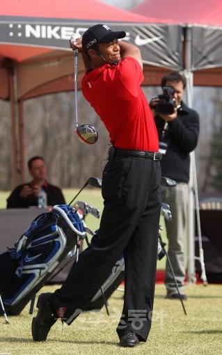 타이거 우즈. 춘천｜국경원 기자 (트위터 @k1isonecut) onecut@donga.com