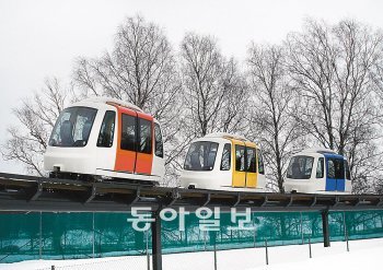 포스코가 스웨덴 웁살라 시에 설치해 시범 운영하고 있는 무인궤도택시. 순천시 제공