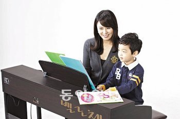피아노 방문교육업체 피아노하우스는 유아에게 꼭 맞는 온라인 프로그램 병행 방문레슨을 새롭게 선보여 주목받고 있다. 피아노하우스 제공