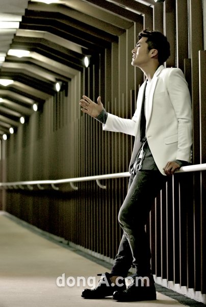 이루를 비롯해 발라드 가수들이 팬들의 귀를 즐겁게 하고 있다.