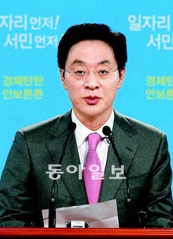 정두언 의원 “정진석이 신삼길 도왔다는 박지원 주장 사실 아니면 朴, 정계 떠나야 할것”