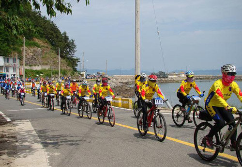 <사진설명: 자전거 라이딩>