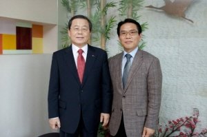 영산유니콤전자 대표이사 천은봉, 구미시장 남유진