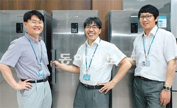 분리형 냉장고 ‘컬렉션 시리즈’를 개발해낸 삼성전자 생활가전사업부 주역들이 모였다.
왼쪽부터 양옥모 과장, 최동순 차장, 박상현 대리. 삼성전자 제공