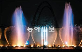 대전엑스포과학공원 한빛광장에 있는 음악분수가 시민들에게 무료로 개방된다. 대전엑스포과학공원 제공