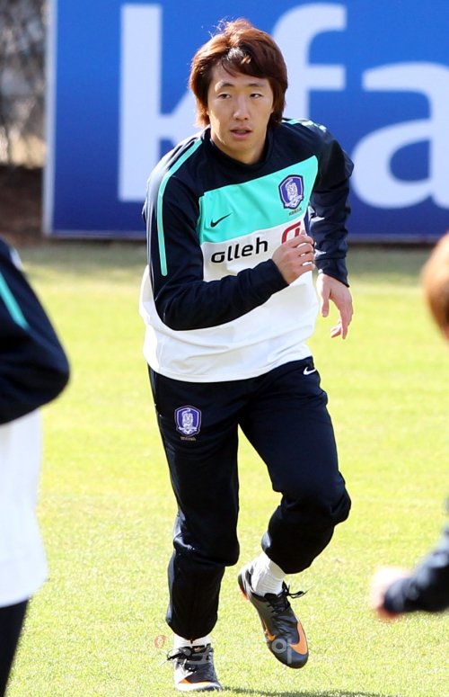 25일 온두라스와 친선경기를 갖는 축구 국가대표팀이 22일 오전 파주NFC에 소집 되었다. 조영철이 훈련을 하고 있다. 파주ㅣ박화용 기자 inphoto@donga.com
