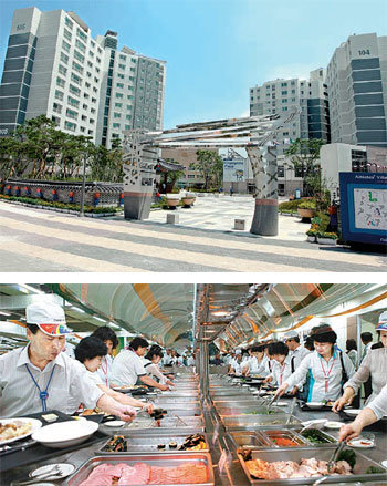 2011 대구세계육상선수권대회 선수촌이 5일 공개됐다. 선수촌은 대구 동구 율하동 율하2택지개발지구에 아파트 9개동 528채 규모로 건립됐다. 선수촌 내 챔피언스프라자 앞 중앙광장(위). 1500명이 한꺼번에 식사를 할 수 있는 선수촌 식당. 한식 일식 중식 양식 이슬람식 등으로 나뉘어 식사가 제공된다.연합뉴스·대구시 제공