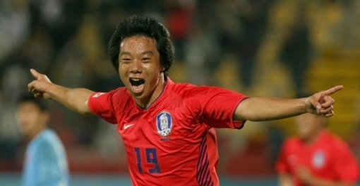 수원 삼성 염기훈이 최근 K리그 맹활약을 발판 삼아 대표팀에 다시 뽑혔다. 스포츠동아와 카톡인터뷰에서 “대표팀에만 가면 부진하다는 이미지를 깔끔히 씻겠다”는 각오를 밝혔다. 스포츠동아DB