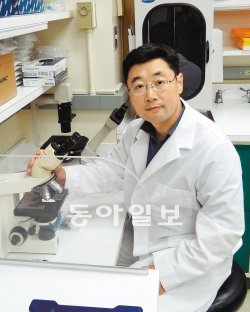 미국국립보건원(NIH) 박정현 박사는 “NIH에는 정년 제도가 없어 연구가 안정적으로 이뤄진다”고 말했다.사진은 박 박사의 실험실. 박정현 박사 제공