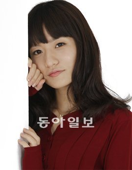 첫 정규 앨범 ‘자기만의 방’을 낸 루시아(본명 심규선). 미래에는 가수가 아닌 작가나 표현가로 불리고 싶다는 욕심 많은 가수다. 김재명 기자 base@donga.com