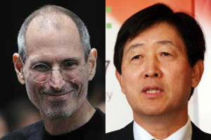 애플 전 CEO 故 스티브 잡스(왼쪽)와 최지성 삼성전자 부회장