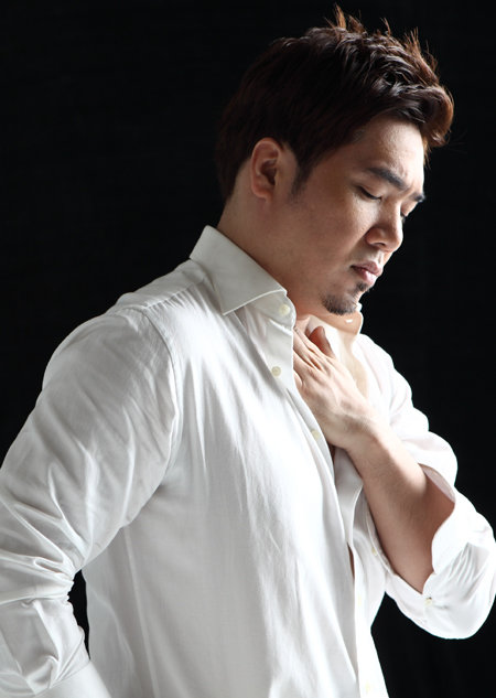 ‘나는 가수다’ 출연과 4년 만에 발매한 새 싱글앨범 ‘그대 나만큼은’으로 가수인생의 새로운 출발의 계기로 삼고 있다는 가수 김조한. 사진제공｜소울패밀리 프로덕션