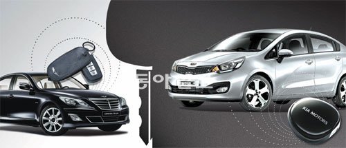 ‘한정판매’라는 특별함을 살린 현대차 ‘제네시스 프라다’의 키 홀더(왼쪽), 기아차의 신형 ‘프라이드’에는 지금껏 찾아보기 힘들었던 개성있는 디자인의 키가 제공된다.