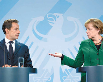 니콜라 사르코지 프랑스 대통령(왼쪽), 앙겔라 메르켈 독일 총리