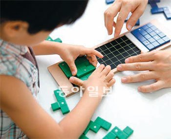 수학학습의 패러다임이 사고력을 요하는 방식으로 바뀌면서 교구를 활용해 학습하는 방법이 주목받고 있다. 타임교육 제공