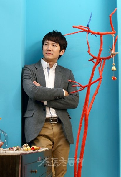 손덕기는 SBS ‘기적의 오디션’에서 우승한 신예. 시선장애라는 핸디캡 속에서도 우승의 영광을 안고 연기자의 길에 들어섰다. 임진환 기자 photolim@donga.com 트위터@binyfafa