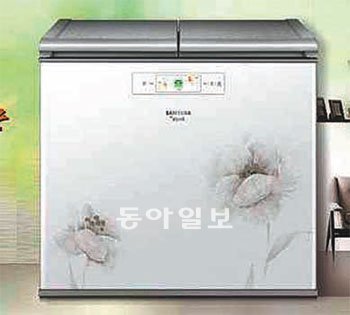 이종길 씨가 디자인한 문양이 그려진 삼성전자 김치냉장고. 이종길 씨 제공