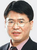 구자룡 국제부 기자