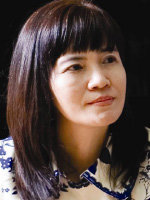 김다은 소설가, 추계예술대 교수