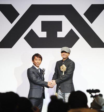 일본의 거대 음반 유통사들은 여전히 케이팝을 쥐고 흔드는 존재다. 지난 7월 에이벡스 손잡고 합작 레이블 ‘YGEX’ 설립한 YG엔터테인먼트 양현석.