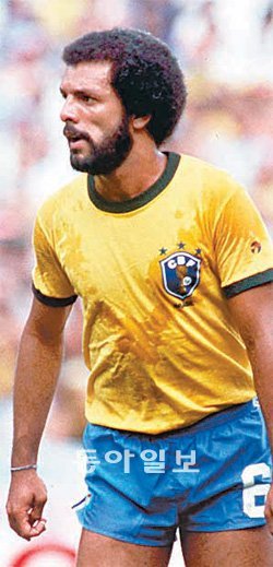 1982년 스페인 월드컵때의 소크라테스. 동아일보DB
