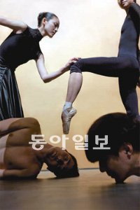 발레와 한국 전통무용의 경계를 허물고 한국적정서의 창작 춤을 선보이는 ‘4색 여정’. 예술의전당 제공