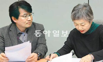 성석제(왼쪽) 오정희 씨.