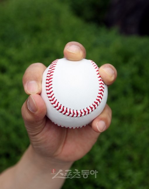 한화 류현진은 프로에 입단한뒤 서클체인지업을 배워 실전에서 자유롭게 던지기 시작했다. 그리고 한국 최고의 투수가 됐다. 스포츠동아DB