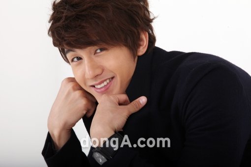 전역 후 바로 tvN ’꽃미남 라면가게’에 합류해 큰 사랑을 받은 배우 이기우. 오세훈 기자 ohhoony@donga.com