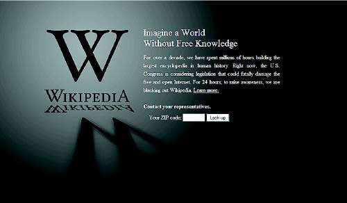 18일 위키피디아 영문판 초기화면. ‘자유로운 지식이 없는 세상을 상상해보라’는 머리글과 함께 SOPA와 PIPA에 반대하는 뜻에서 24시간 동안 문을 닫는다는 설명이 붙어 있다.