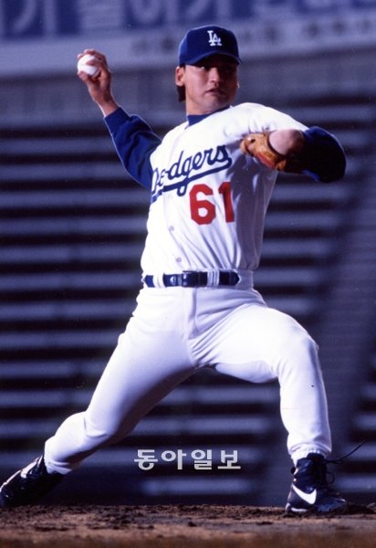 이랜드가 LA 다저스 인수전에 뛰어들었다. 1994년 다저스 유니폼을 입고 메이저리그 생활을 시작한 박찬호와도 연관이 있는 것으로 알려져 관심을 끈다. 동아일보DB