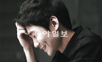 임동혁은 “혼자 오래 살다 보니 사먹는 음식이 싫어서 살림꾼이 다 됐다. 한식은 정말 잘한다”고 했다. 크레디아 제공